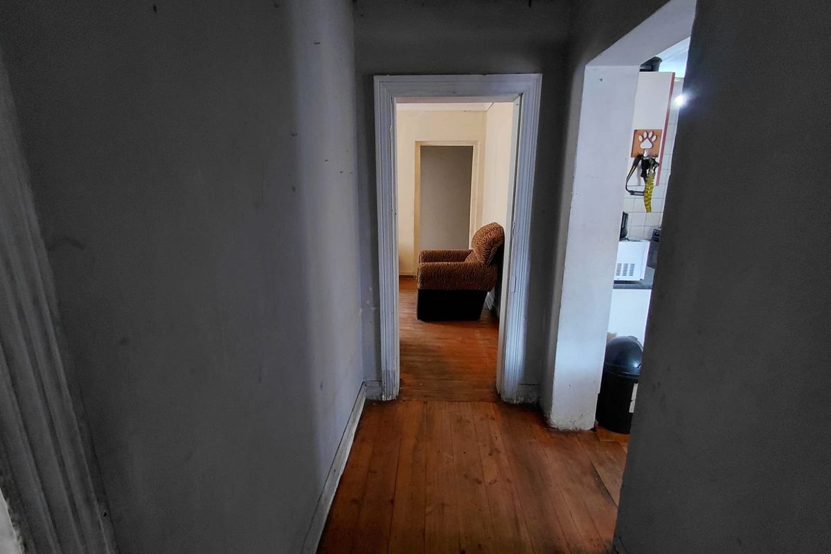 2 Bedroom House for Sale - Photo 5