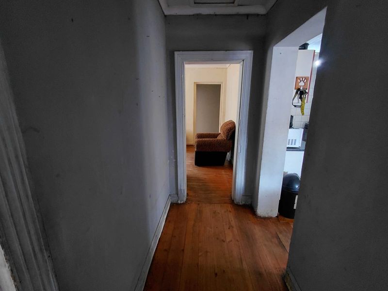 2 Bedroom House for Sale - Photo 5