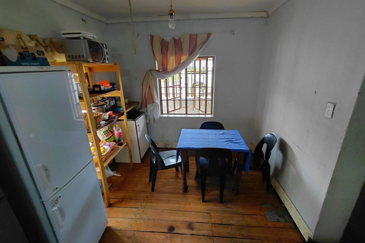 2 Bedroom House for Sale - Photo 4