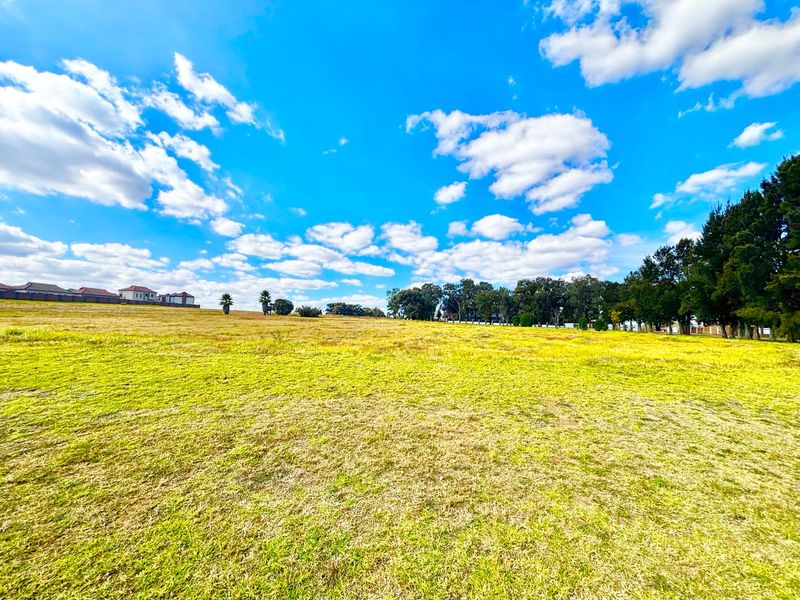 Prime 2.28ha Development Land for Sale in Terra Nova - Photo 1