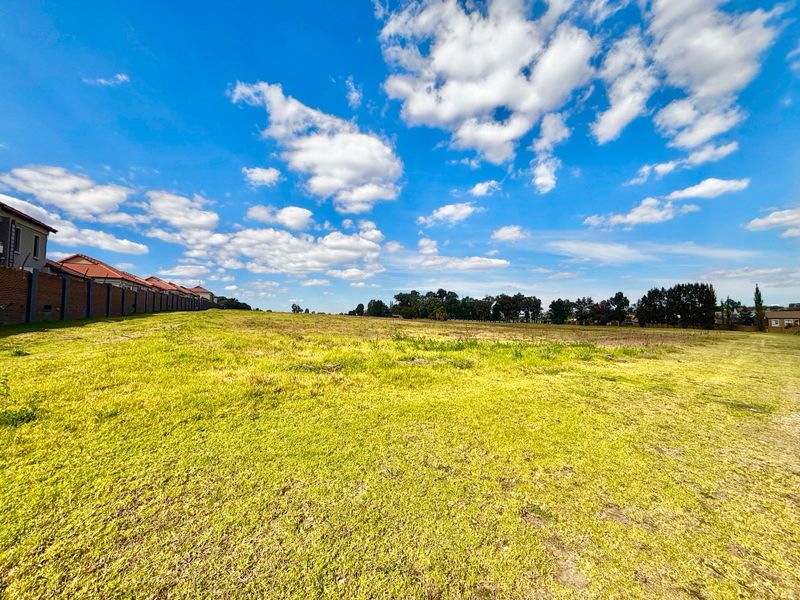 Prime 2.28ha Development Land for Sale in Terra Nova - Photo 2