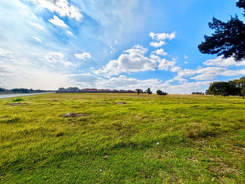 Prime 2.28ha Development Land for Sale in Terra Nova - Photo 4