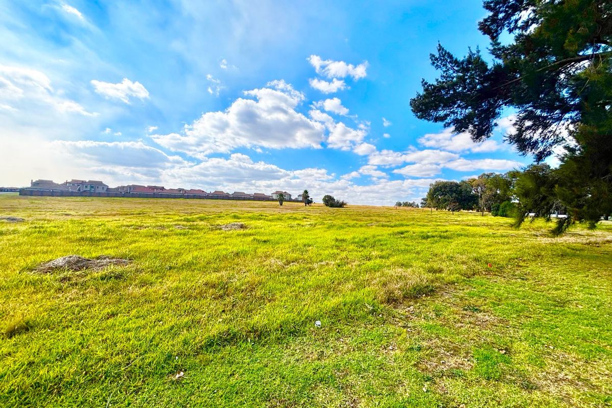 Prime 2.28ha Development Land for Sale in Terra Nova - Photo 5
