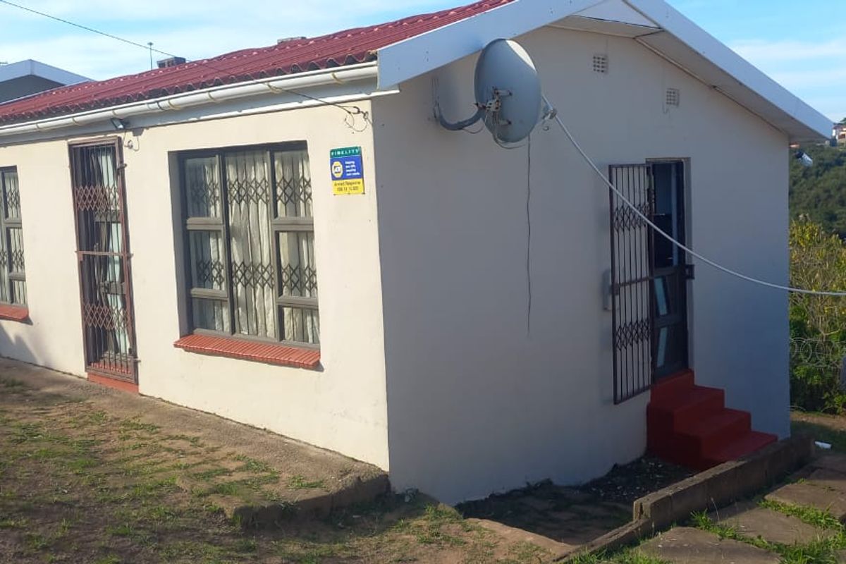 Neatly Kept Starter Home - Photo 5