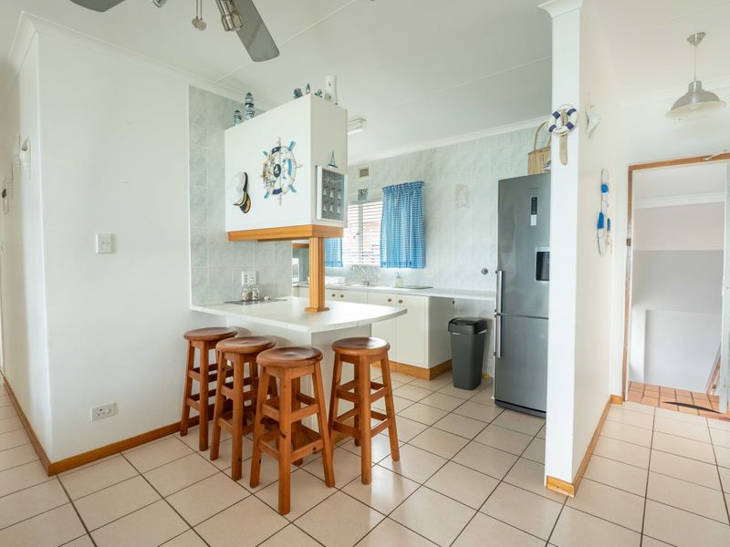 The perfect holiday flat or downsizing - Photo 4