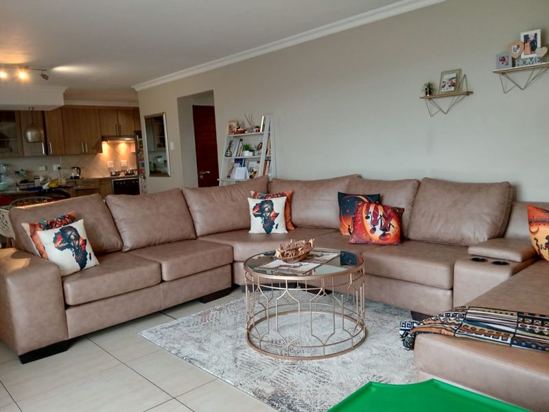 Beautiful Townhouse To Let in Cashan, Rustenburg—perfect for families seeking comfort! - Photo 5