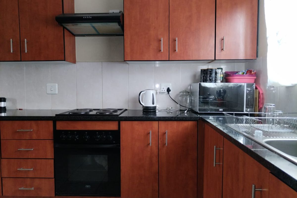 Modern 3-Bedroom Flat in a Secure Complex - Photo 4