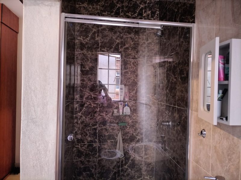 Charming 3  bedroom flat for sale! - Photo 6