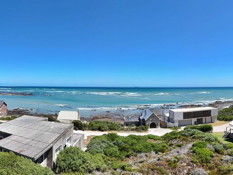 Blue Bay Beauty! - Photo 8