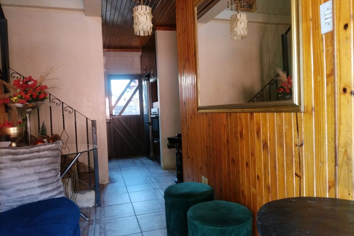 4-Bedroom Home in a Sought-After Area - Photo 5