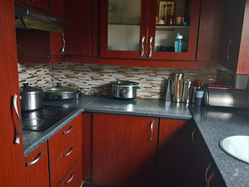 4-Bedroom Home in a Sought-After Area - Photo 3