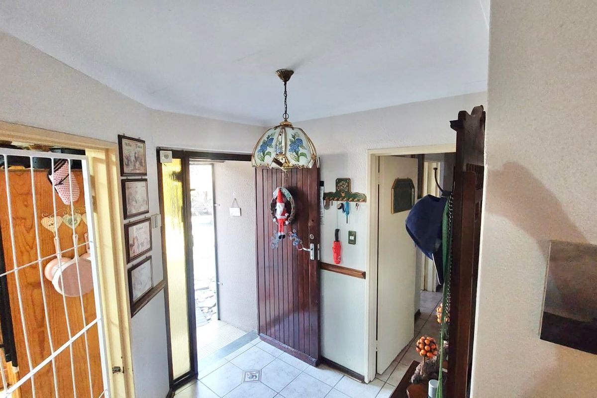 The Perfect Family Home - Photo 2