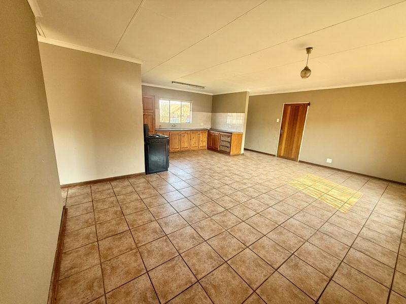 Freestanding home To Let -Petfriendly - Photo 3
