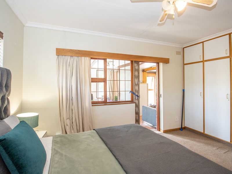 Stunning Family Home with Flatlet. - Photo 8