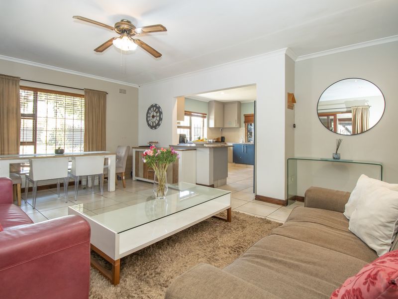 Stunning Family Home with Flatlet. - Photo 5