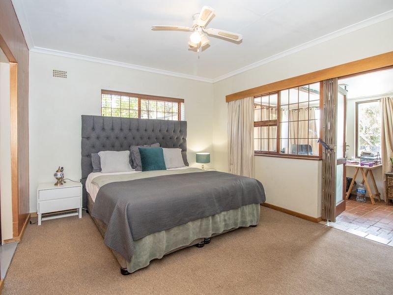 Stunning Family Home with Flatlet. - Photo 7