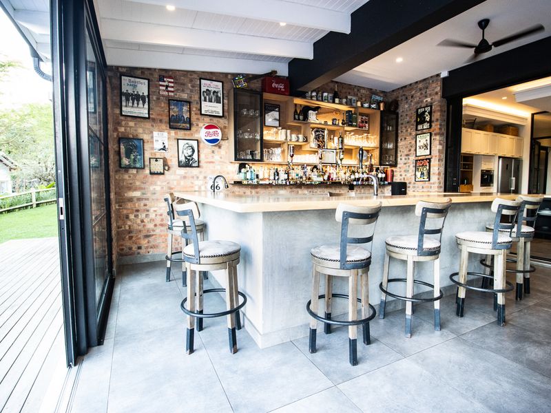 Luxury Residence in the Prestigious Birdhaven Estate - Photo 5