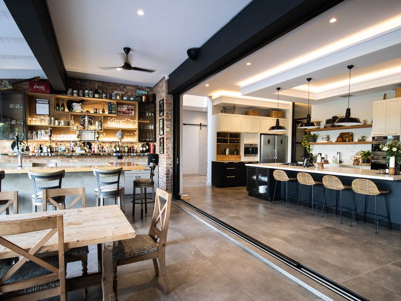 Luxury Residence in the Prestigious Birdhaven Estate - Photo 4