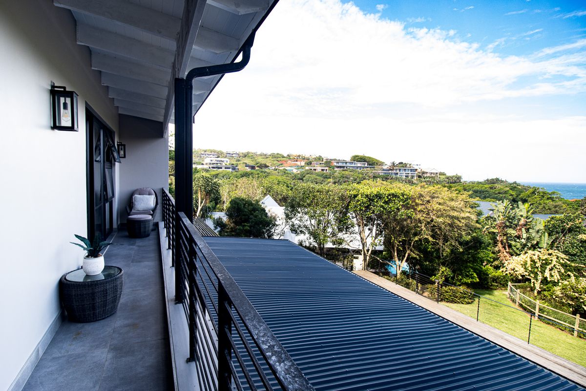 Luxury Residence in the Prestigious Birdhaven Estate - Photo 2