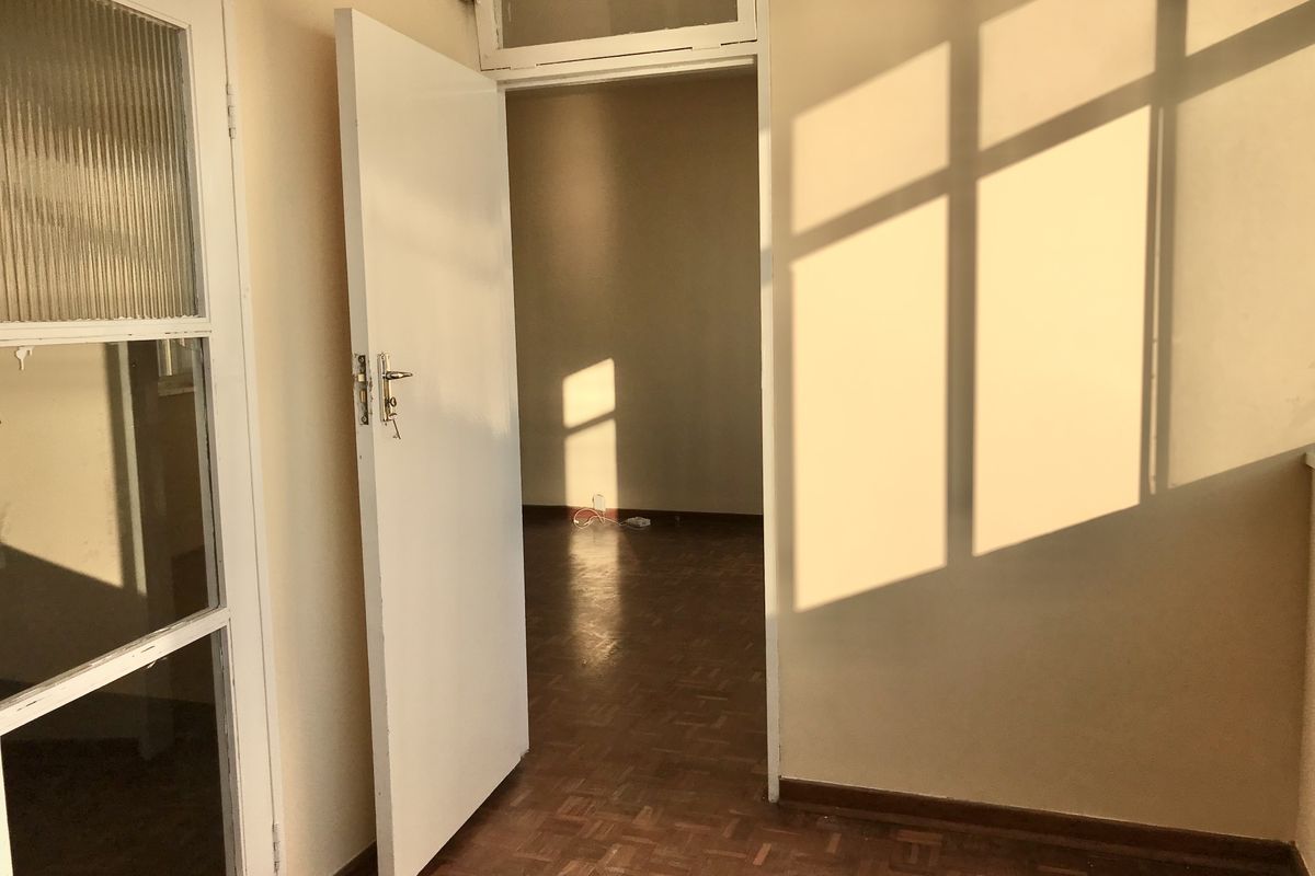 Mangrove Beach Centre 1.5 Bedroom For Sale - Photo 3