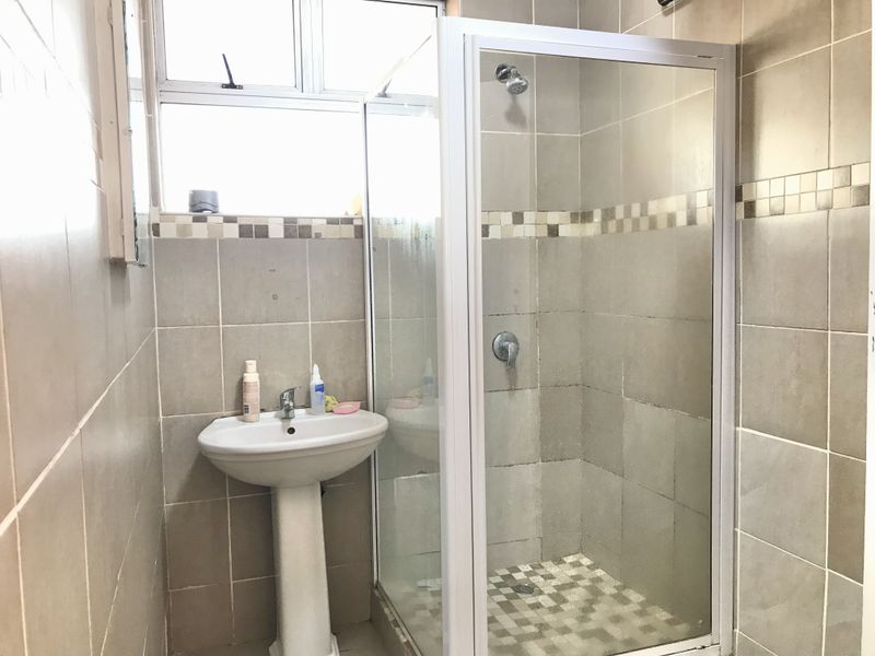 Mangrove Beach Centre 1.5 Bedroom For Sale - Photo 8