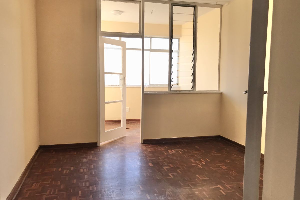 Mangrove Beach Centre 1.5 Bedroom For Sale - Photo 2