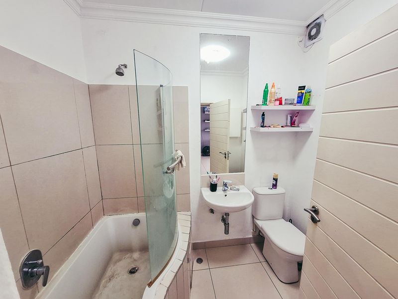 2 Bedroom  Apartment in Manhattan Mews – Prime Umhlanga Living. - Photo 7