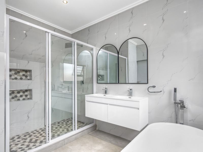 Contemporary Full-Title Luxury Living in Newmarket Park - Photo 7