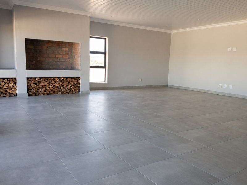 Lovely 4-Bedroom Home in the Beautiful Agulhas Area - Photo 6