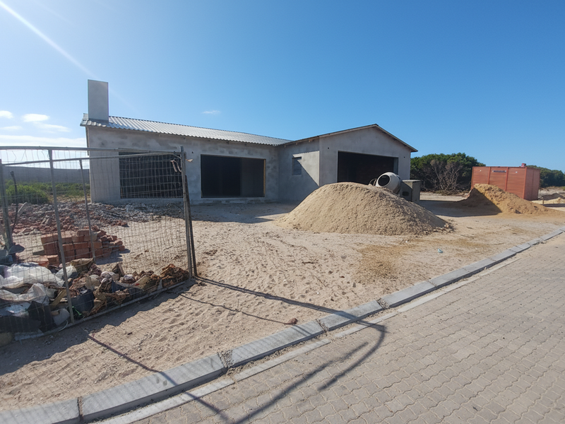 Just the Right Size! Charming 3-Bedroom Home in Beautiful Agulhas - Photo 3