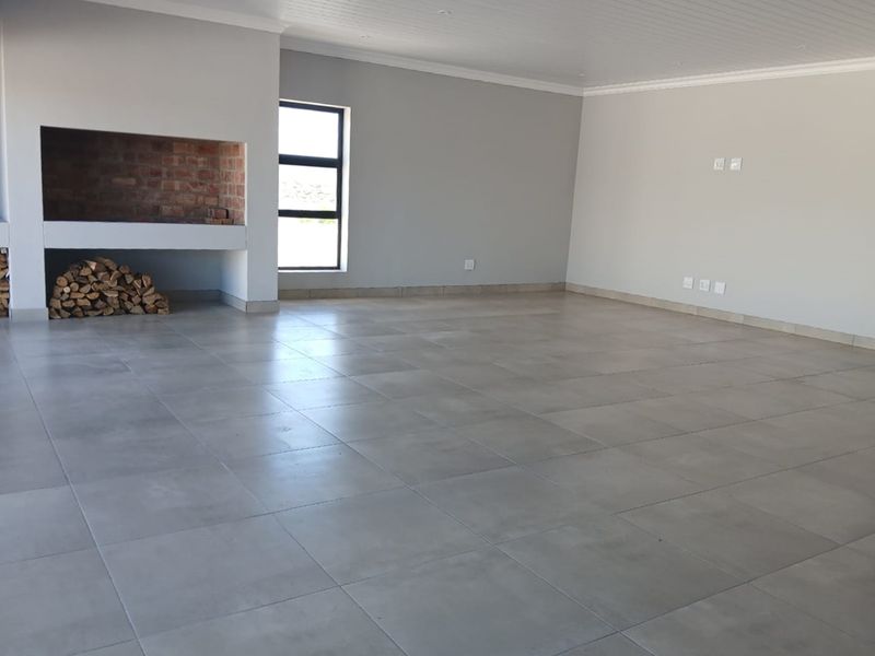 Just the Right Size! Charming 3-Bedroom Home in Beautiful Agulhas - Photo 5