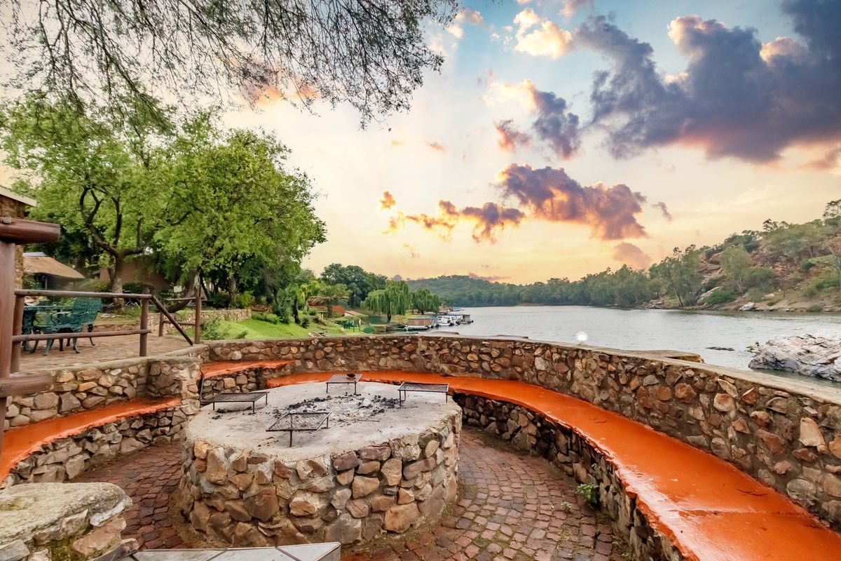 Starting to bid from R3 999 999!!! Live Online Auction! Non-Distressed Auction - Photo 2