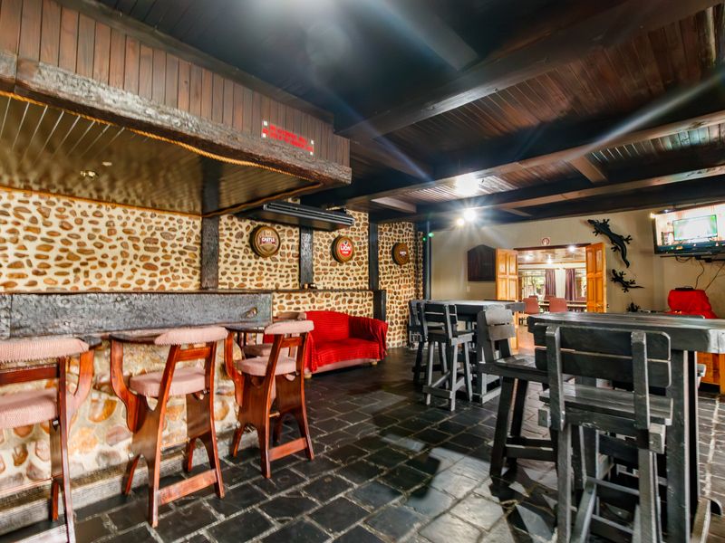 Starting to bid from R3 999 999!!! Live Online Auction! Non-Distressed Auction - Photo 6