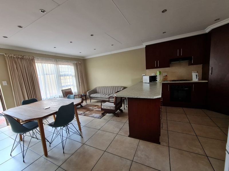 Apartment Rental Monthly In Secunda - Photo 6