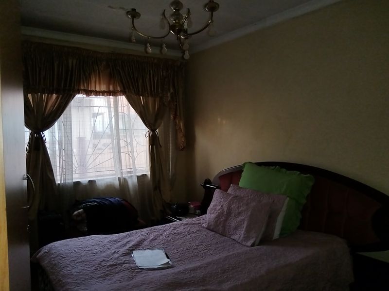 Charming Family Home in Zone 10 - Photo 9