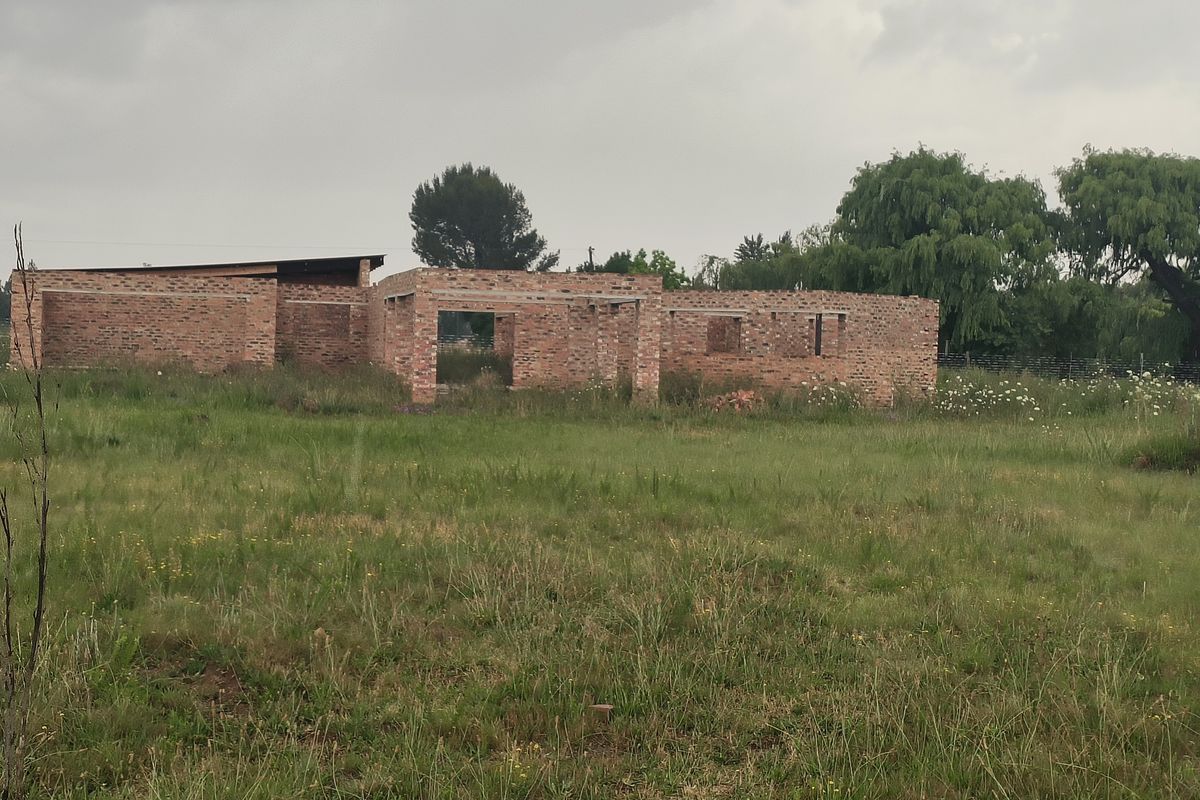 Vacant land For Sale in prestigious Ailanto Country Estate with opportunities await -2 748 m2 - Photo 4