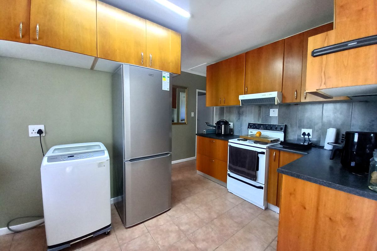 Warm and inviting family home - Photo 5