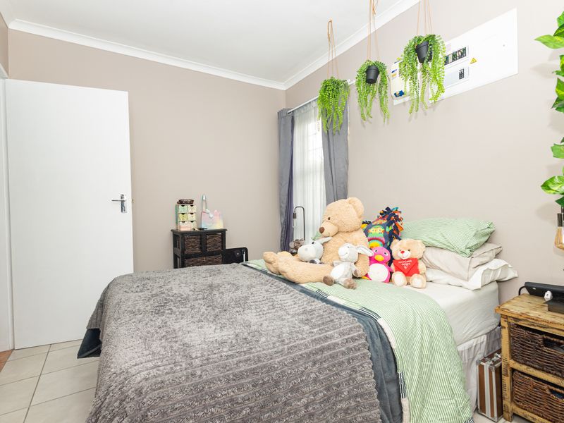 Warm and inviting family home - Photo 4