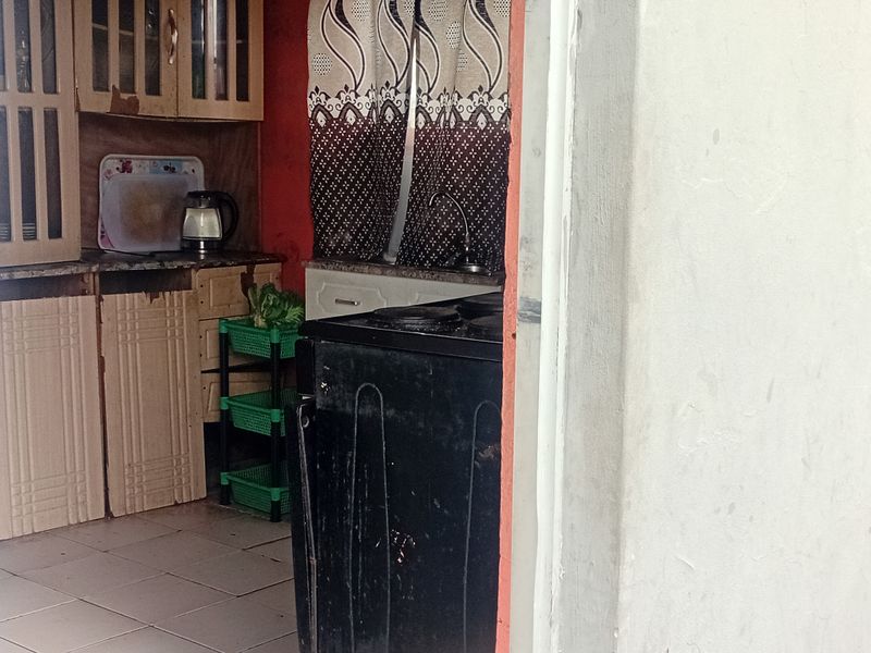 Modern and Spacious Family Home for Sale in Mdantsane NU12 - Photo 4