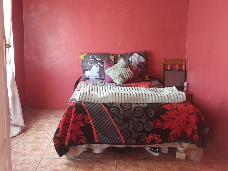 Modern and Spacious Family Home for Sale in Mdantsane NU12 - Photo 8