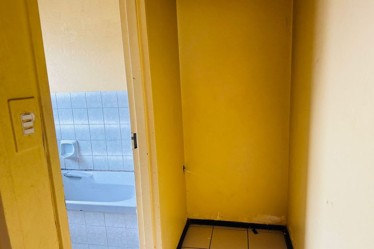 Inviting 2-Bedroom Home for Sale in Amalinda - Photo 3