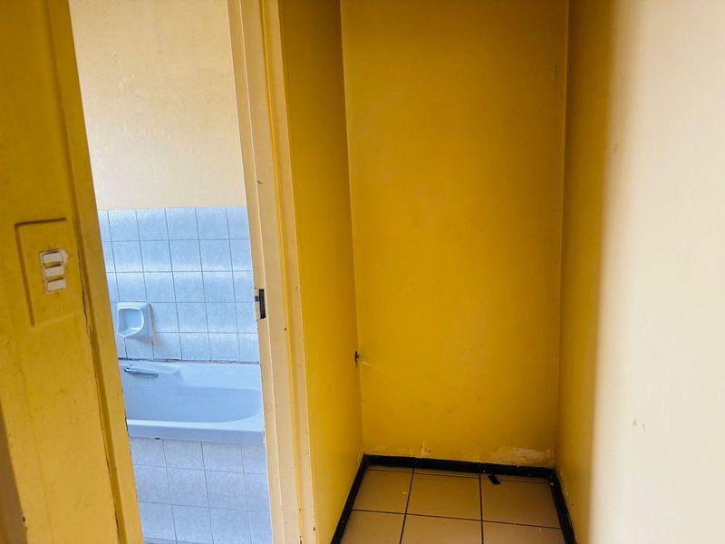 Inviting 2-Bedroom Home for Sale in Amalinda - Photo 3