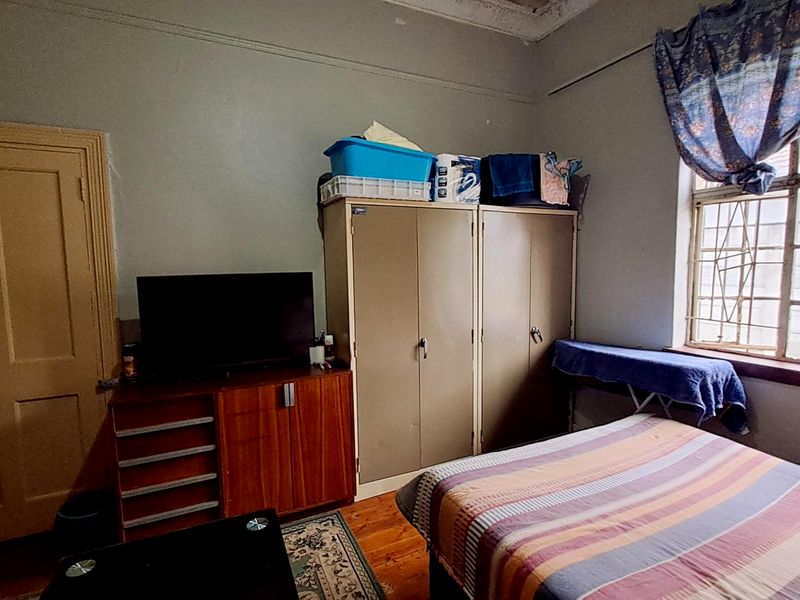 Smart Investment Dual Purpose Family Home with Income Potential - Photo 7