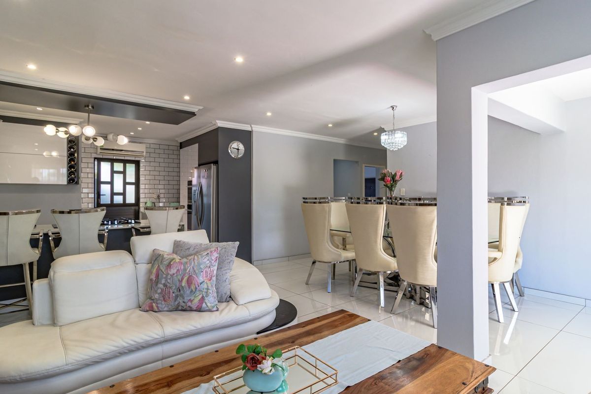 4 Bedroom house for sale in Montana - Photo 5