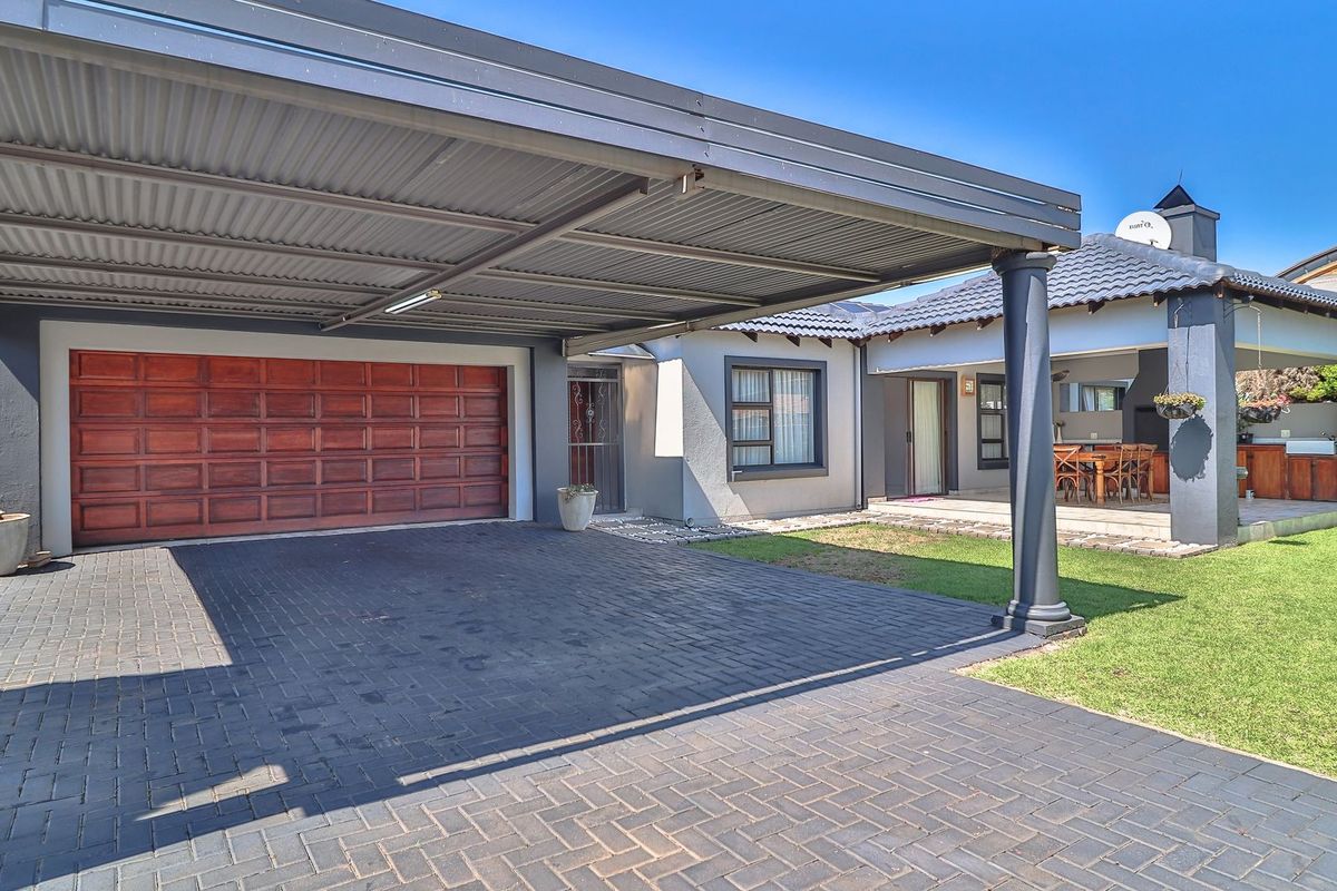 4 Bedroom house for sale in Montana - Photo 2