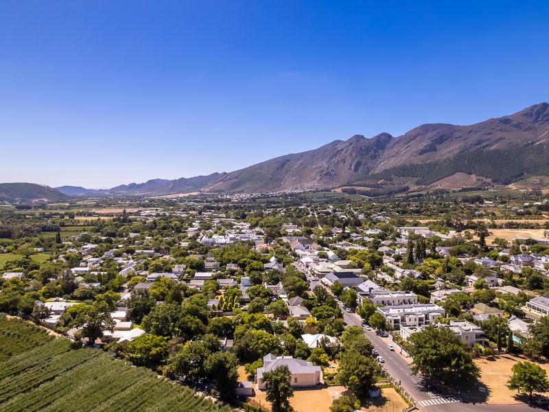 Exclusive, Safe, Secure and Extraordinary - Photo 5