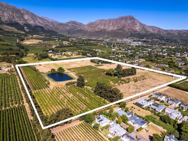 Exclusive, Safe, Secure and Extraordinary - Photo 7