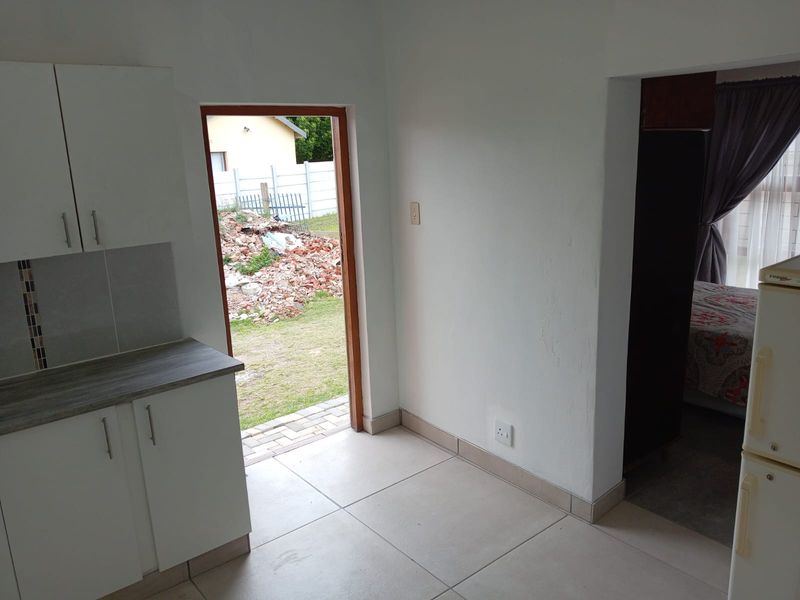 Flat Rental Monthly In Mossel Bay - Photo 6