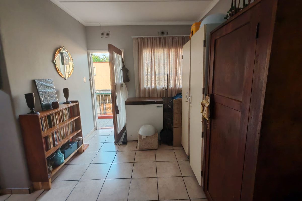 Charming 1-Bedroom Apartment for Sale in Sasolburg Central - Photo 5