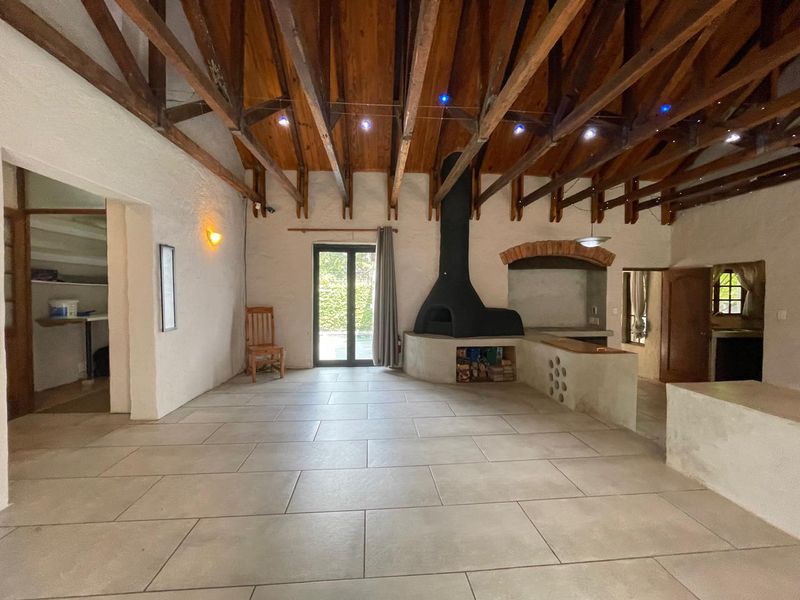 Something different with endless potential for sale in Waterkloof Ridge - Photo 10